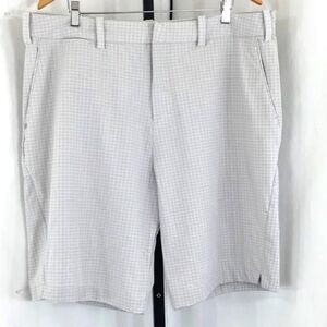 Coolibar Men Shorts UPF 50+ Light Gray Check Trek Hybrid Golf Flat Front Sz 40